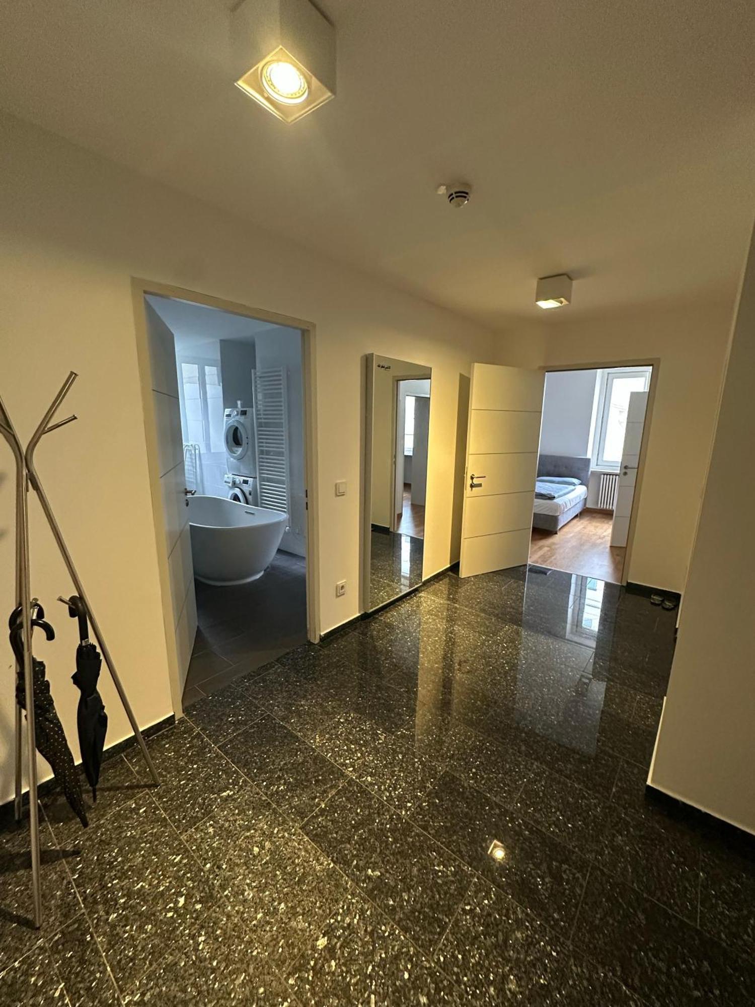 Al Nafurah Apartments München Kültér fotó