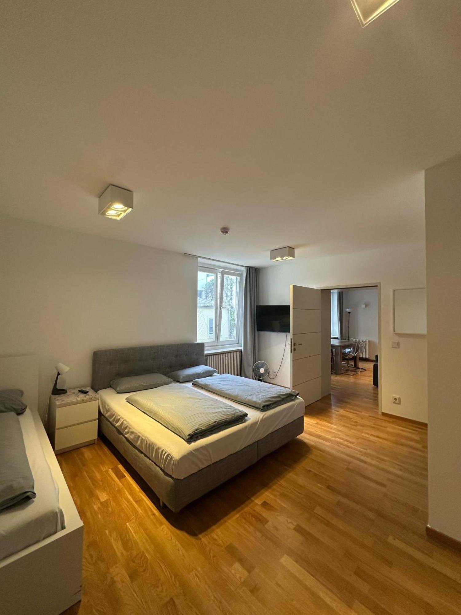 Al Nafurah Apartments München Kültér fotó