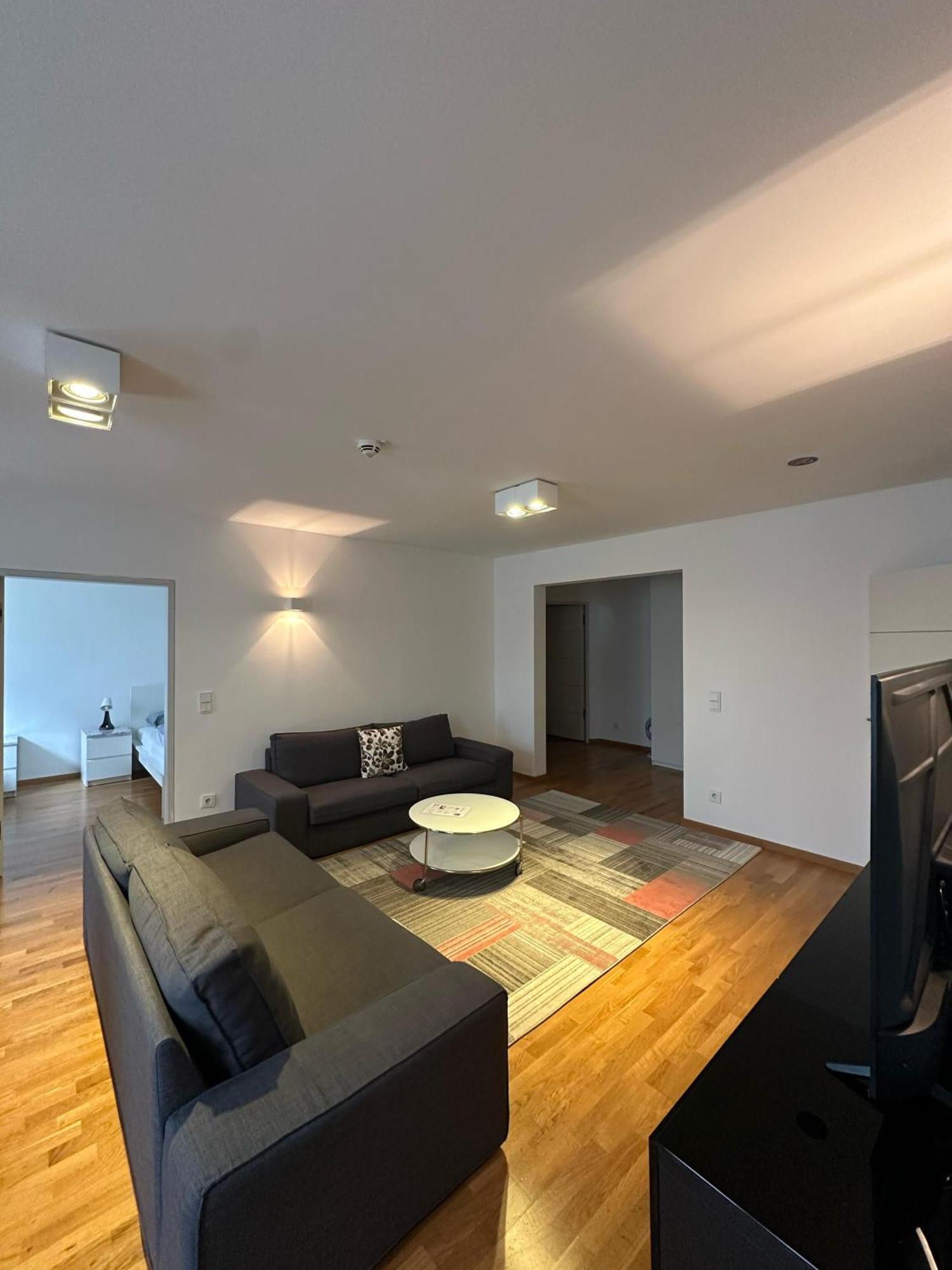 Al Nafurah Apartments München Kültér fotó